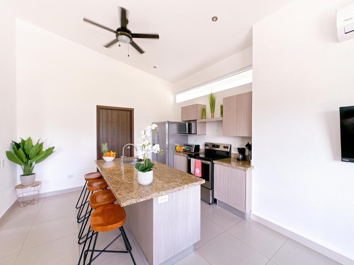 Pura Vida Apartment With Nice Pool Walking Distance To The Heart Of Jacó Extérieur photo
